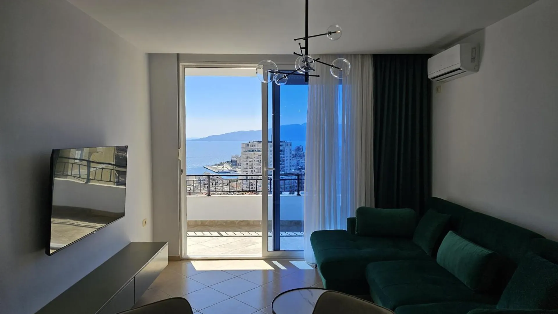 Janusz Apartemnt Apartment