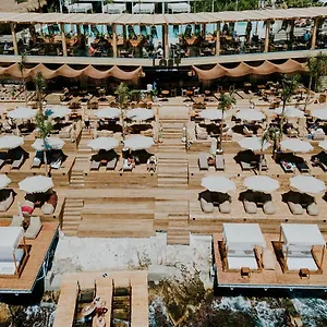  Hotel Lost Seaside