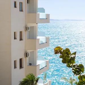 Отель Blue Bay, Саранда