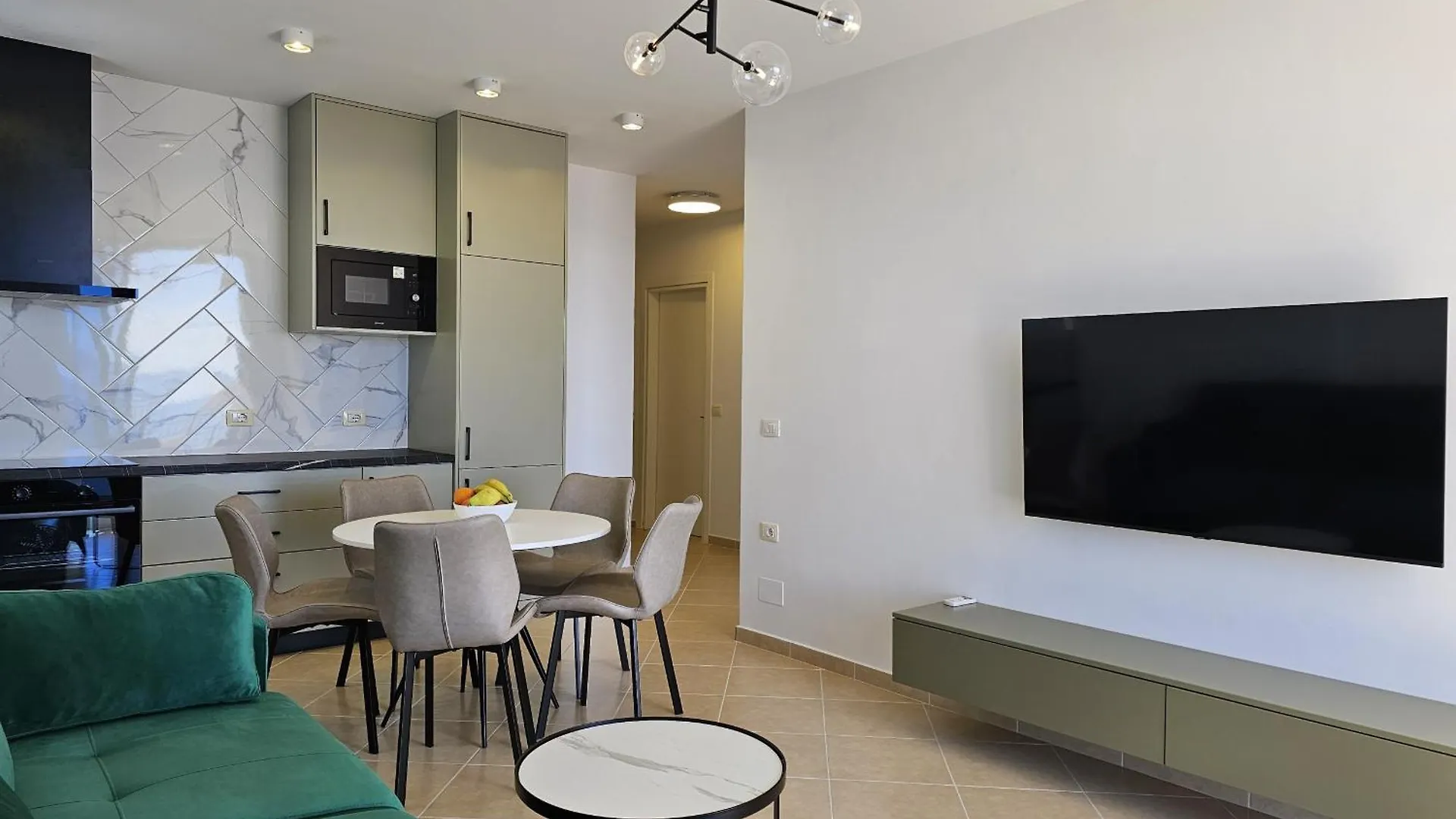 Janusz Apartemnt Apartment Sarande